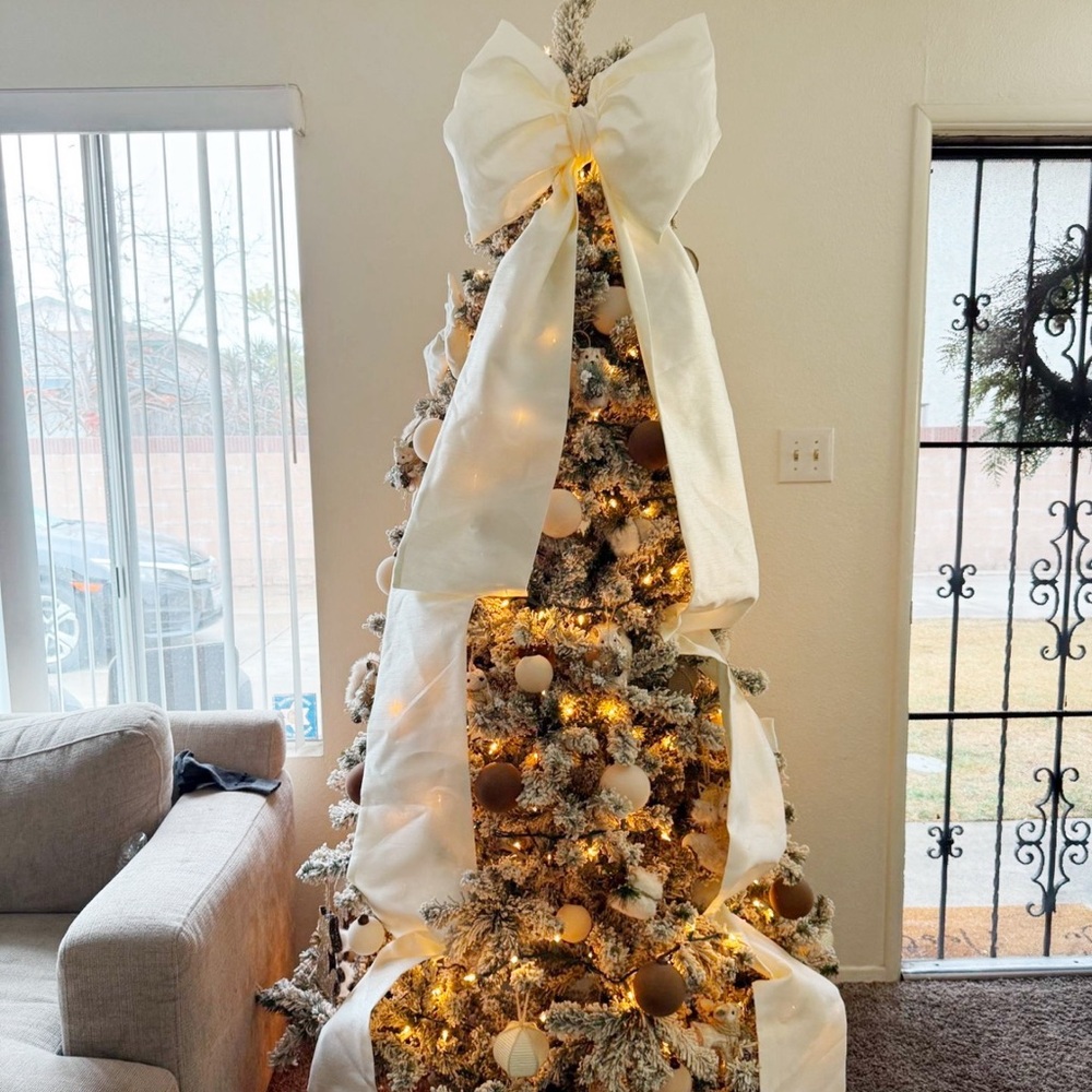 Elegant White Christmas Tree with Lights and Ornaments
